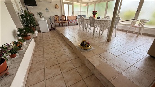 Trullo Con Alcove Con Bagno e Angolo Cottura.Terreno di 4.000 mq.